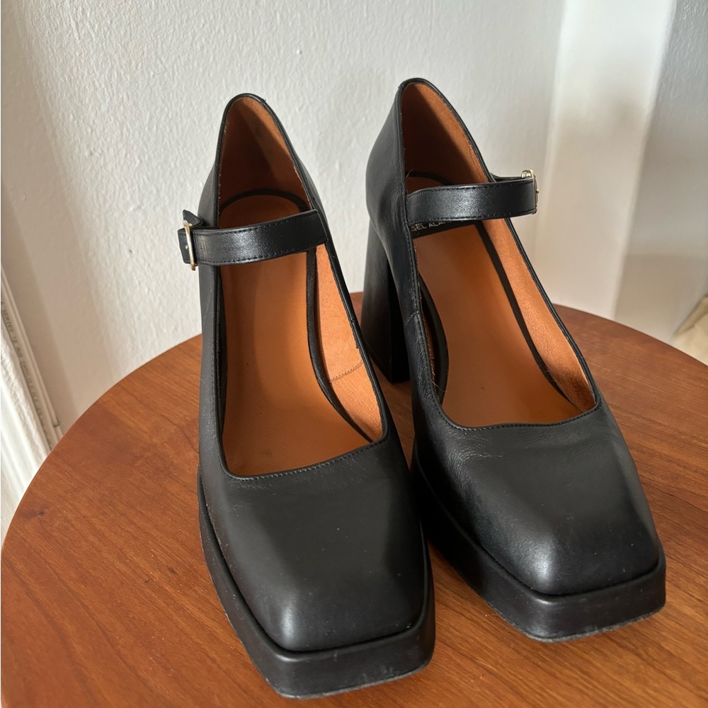 Angel Alarcon ZAKIA // Black Real Leather Platform Mary Jane // Size 38/8
